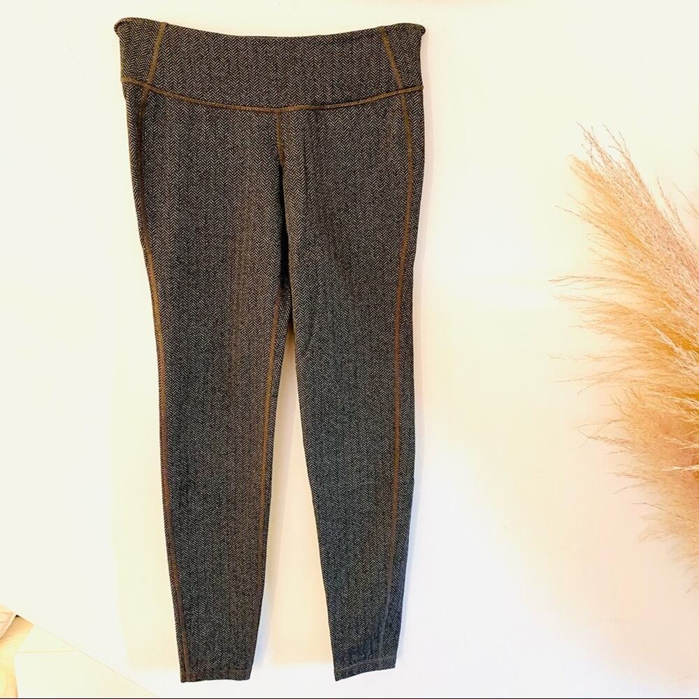 OLD NAVY ACTIVE Grey Black Go Dry Striped High Rise Ankle 7/8 Gym Leggings S
